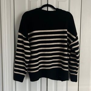 ZARA BLACK AND CREAM STRIPED SWEATER